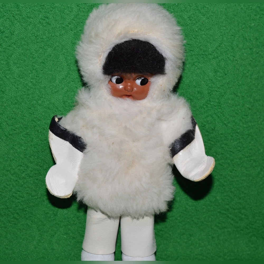 Vintage Souvenir Doll Inuit Girl 1970s
